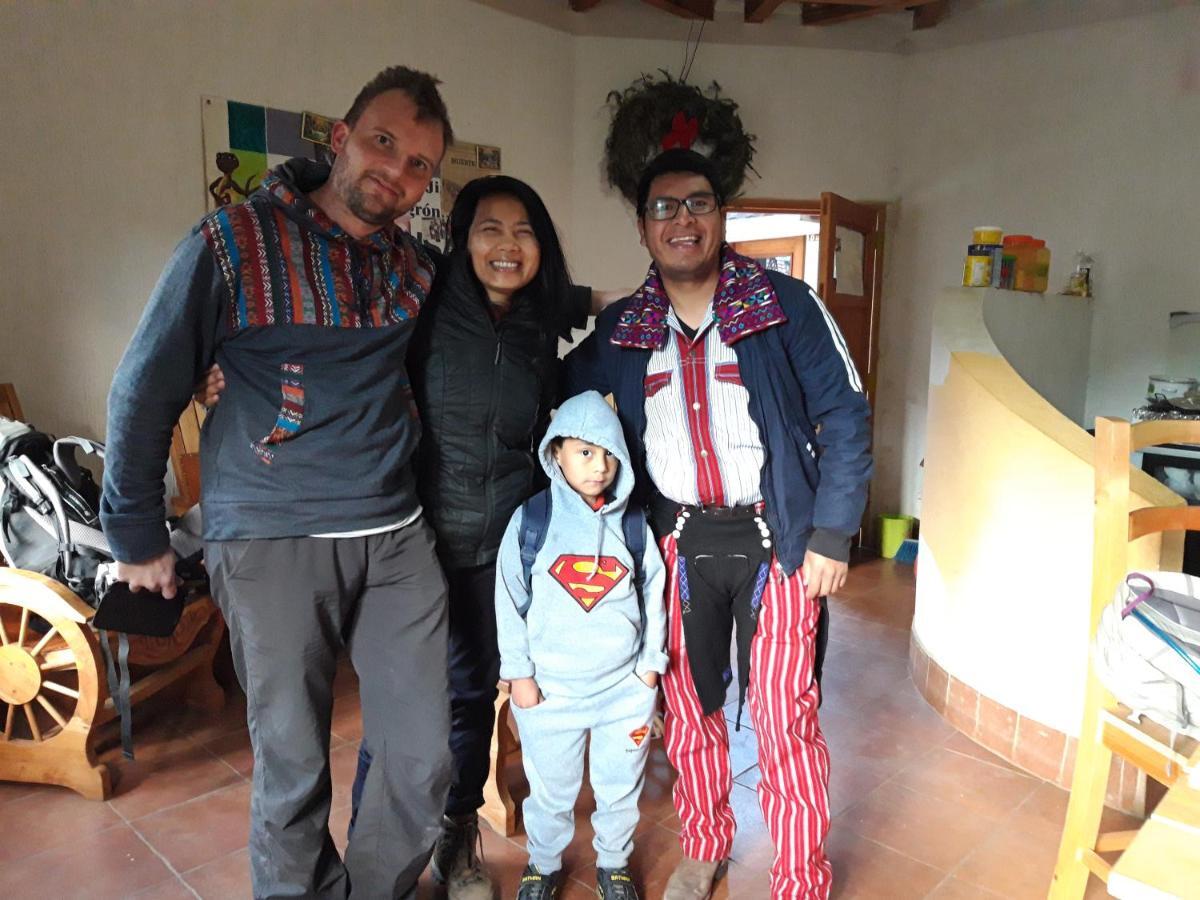 Hostal Checruz, Todos Santos Cuchumatan Huehuetenango Buitenkant foto