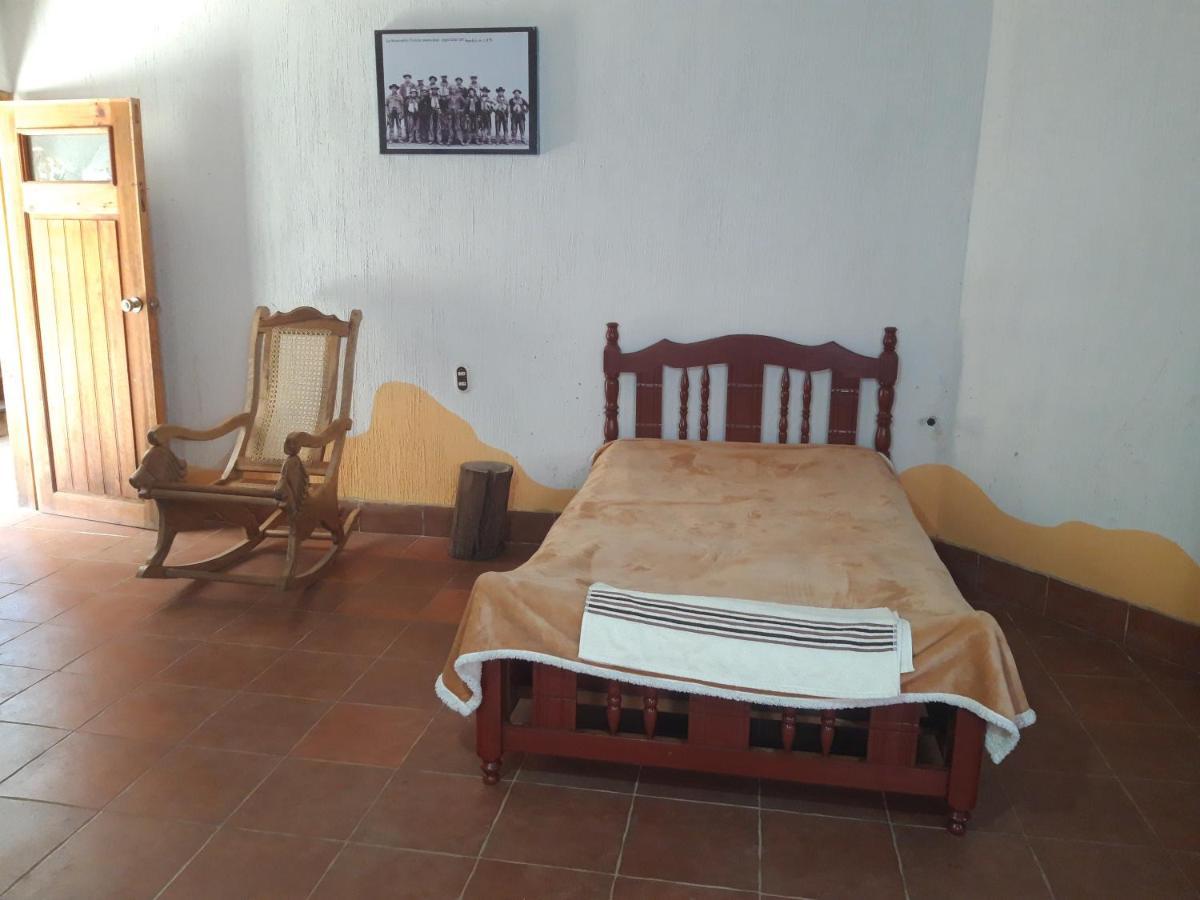 Hostal Checruz, Todos Santos Cuchumatan Huehuetenango Buitenkant foto